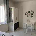 Emily, 6 2 Guests, Newly Refurbished Póla