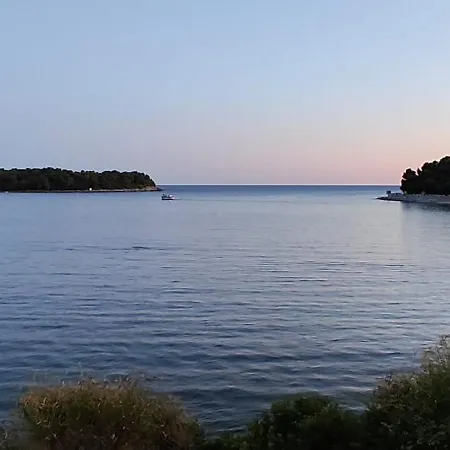 Emily, 6 2 Guests, Newly Refurbished Pula