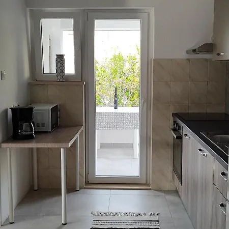 Apartament Emily, 6 2 Guests, Newly Refurbished Pjescana Uvala